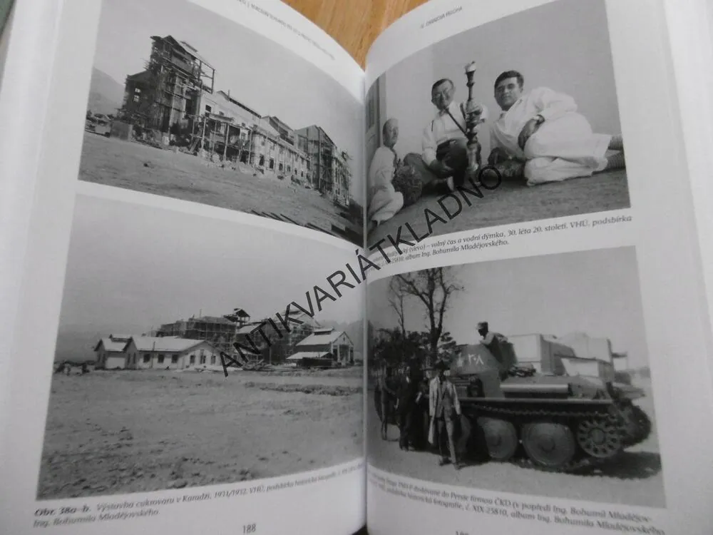 S DIPLOMATEM V ORIENTU, MIROSLAV SCHUBERT: PĚT LET U PÁVÍHO TRŮNU (1927 - 1932), ADÉLA JŮNOVÁ MACKOVÁ, LIBOR JŮN, **an