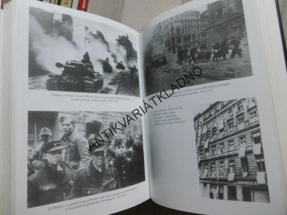 PÁD BERLÍNA, ANTHONY READ, DAVID FISHER, **an
