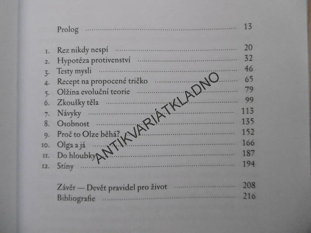 JAK UTÉCT ČASU? BRUCE GRIERSON, **an