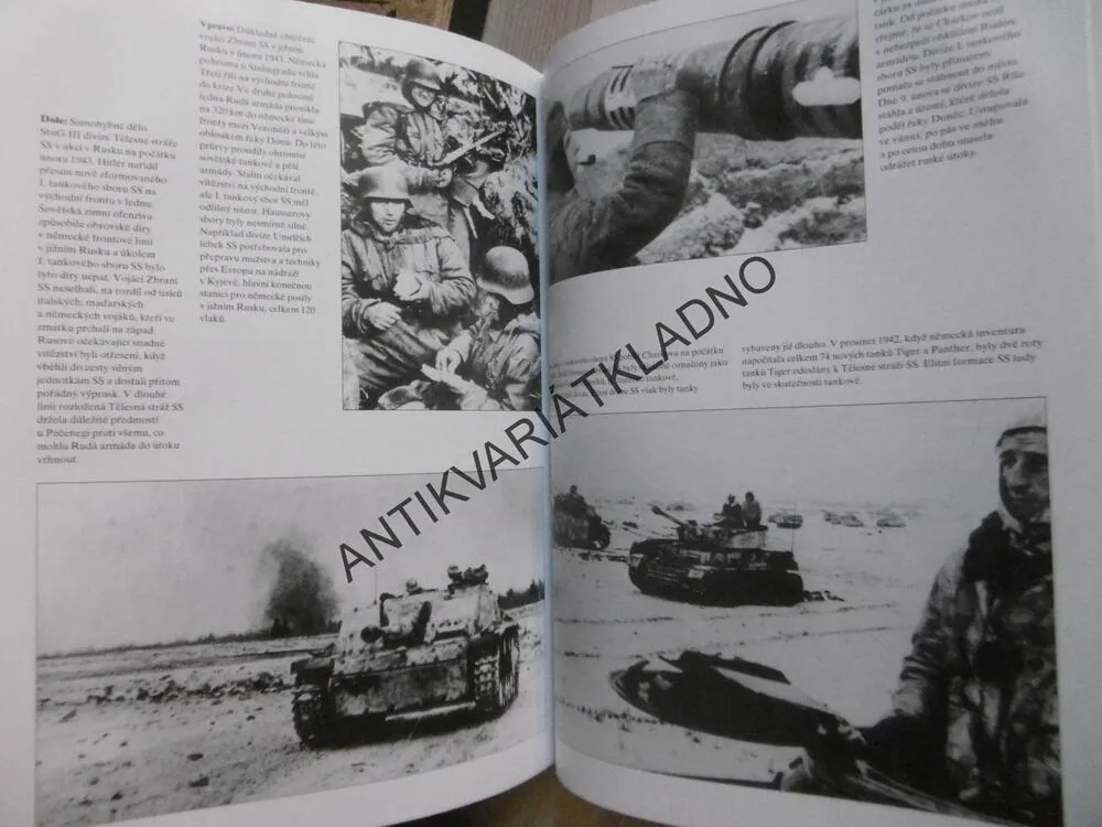 WAFFEN-SS - ZBRANĚ SS, NEPUBLIKOVANÉ FOTOGRAFIE 1923-1945, **an