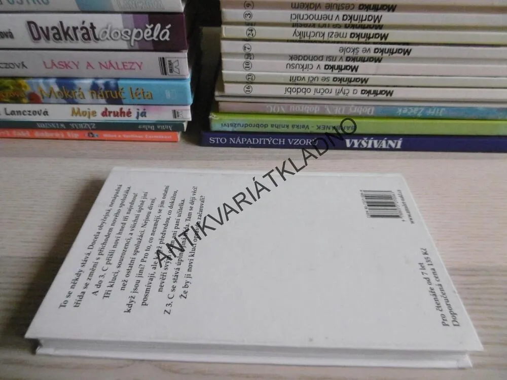ZAČAROVANÁ TŘÍDA, IVONA BŘEZINOVÁ, **an