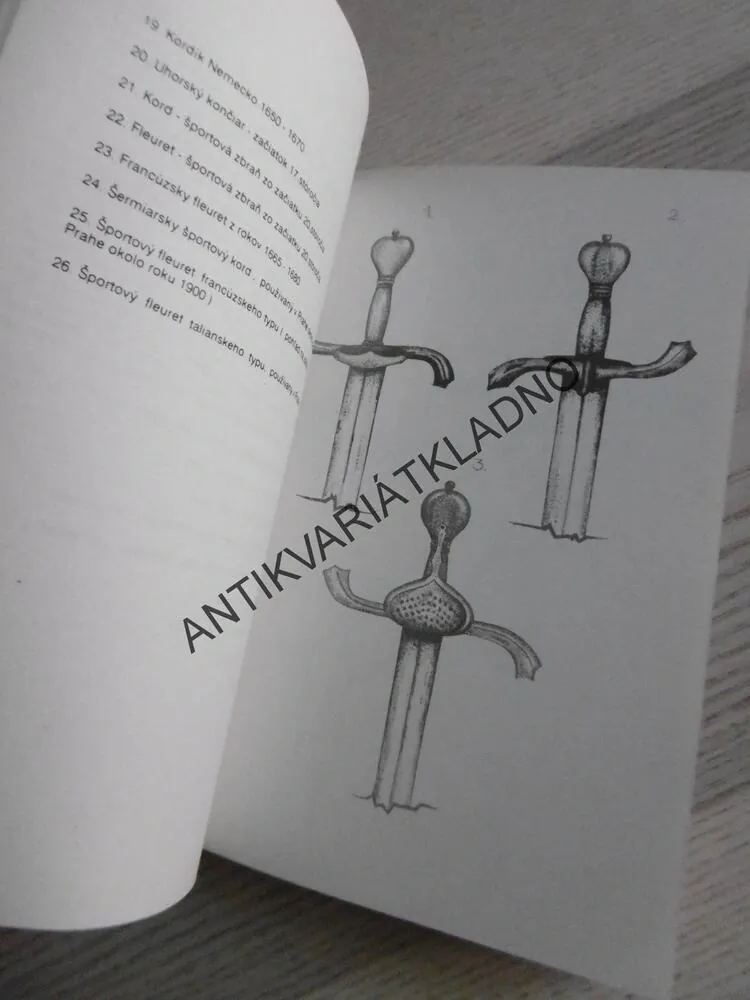 EURÓPSKE CHLADNÉ ZBRANE, JURAJ HRADSKÝ, **an