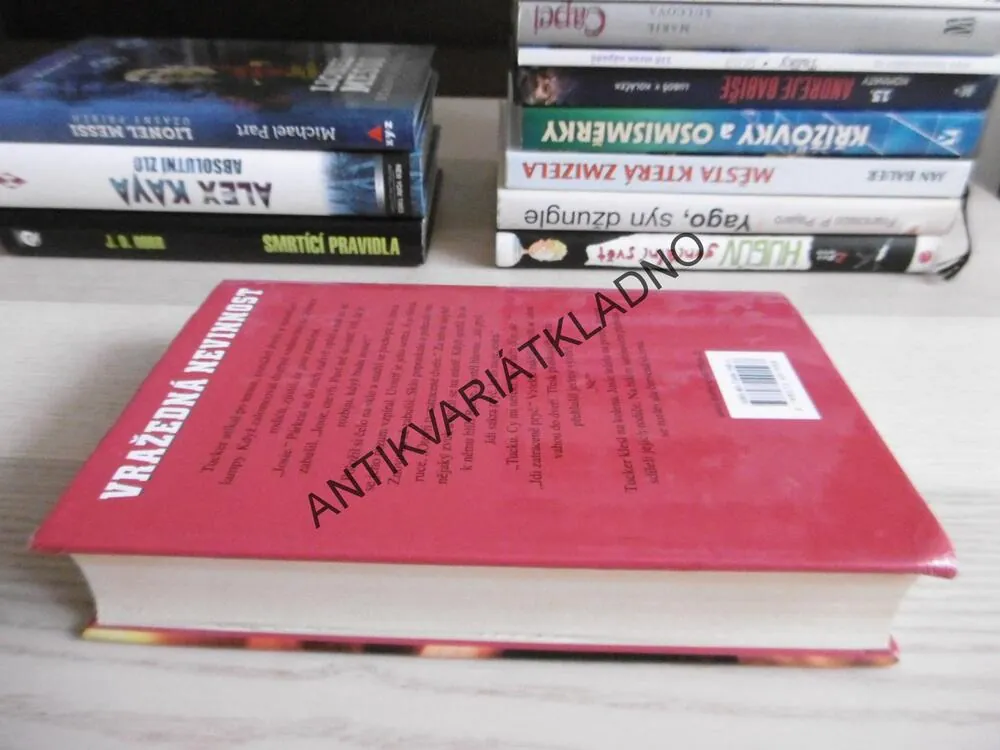 VRAŽEDNÁ NEVINNOST, NORA ROBERTS, **an