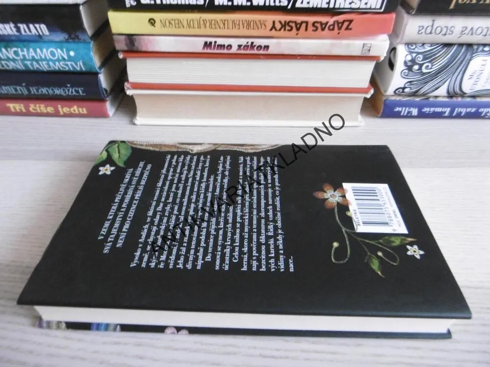 HROB KOLIBŘÍKA, JENNIFER SKUTELSKY, **an