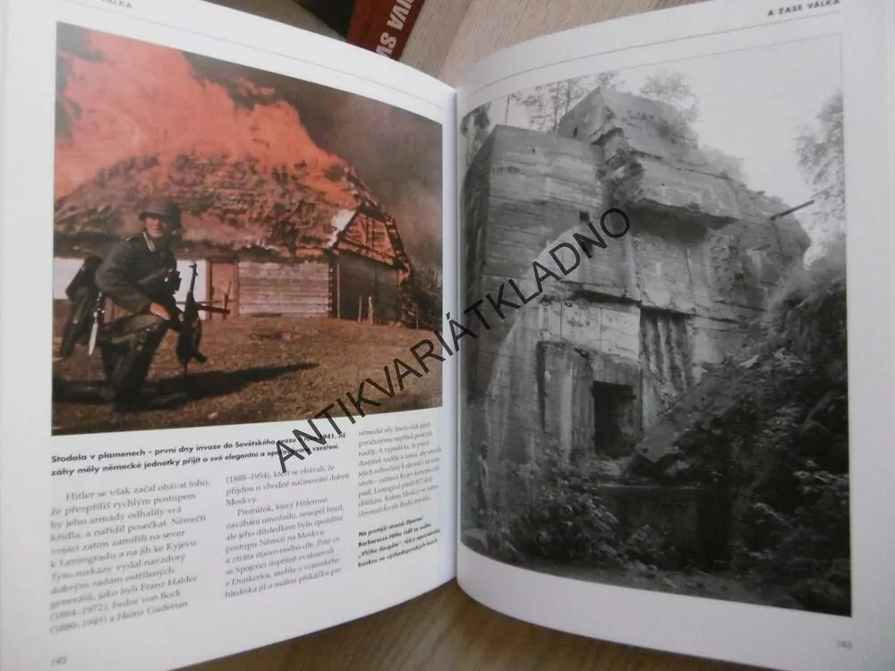 HITLER, MUŽ ZA MASKOU MONSTRA, MICHAEL KERRIGAN, **an