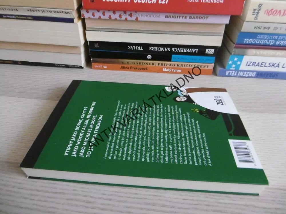 ČAU UPRCHLÍCI!, TUVIA TENENBOM, **an
