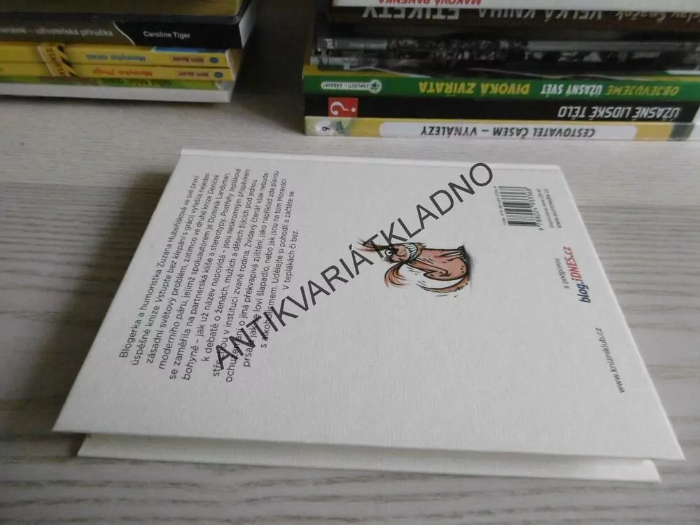 POSTŘEHY TEPLÁKOVÉ BOHYNĚ, ZUZANA HUBEŇÁKOVÁ, **an
