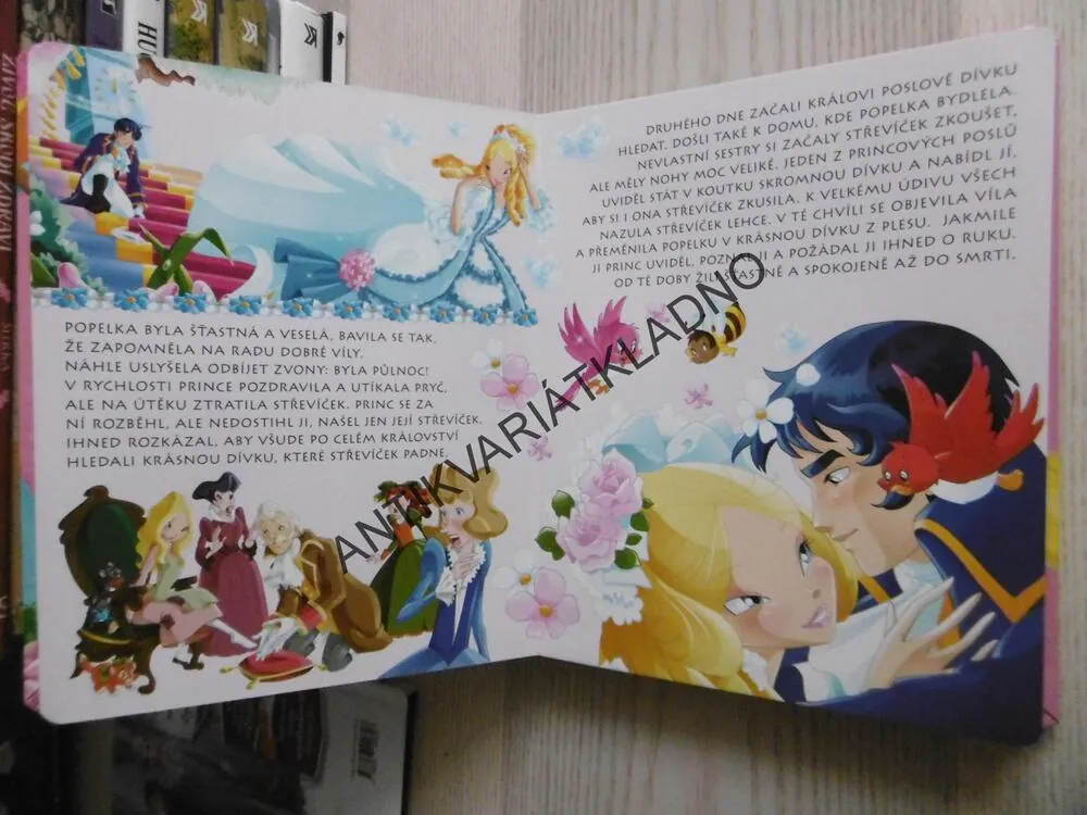 VELKÁ KNIHA O PRINCEZNÁCH, **an