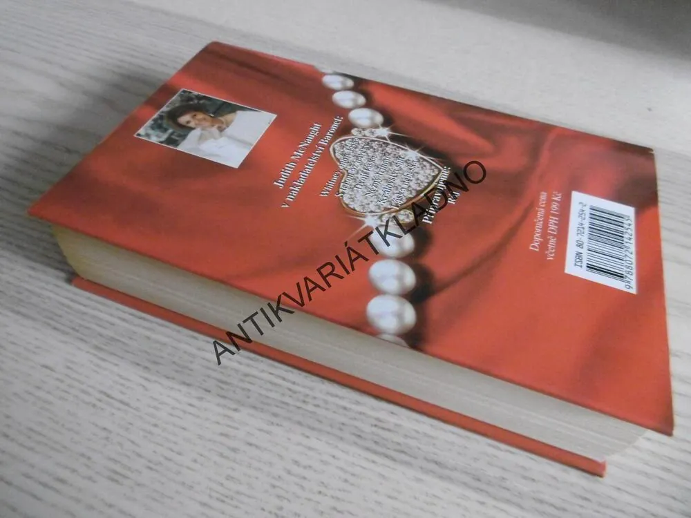 LÁSKA NEBESKÁ, JUDITH MCNAUGHT, **an