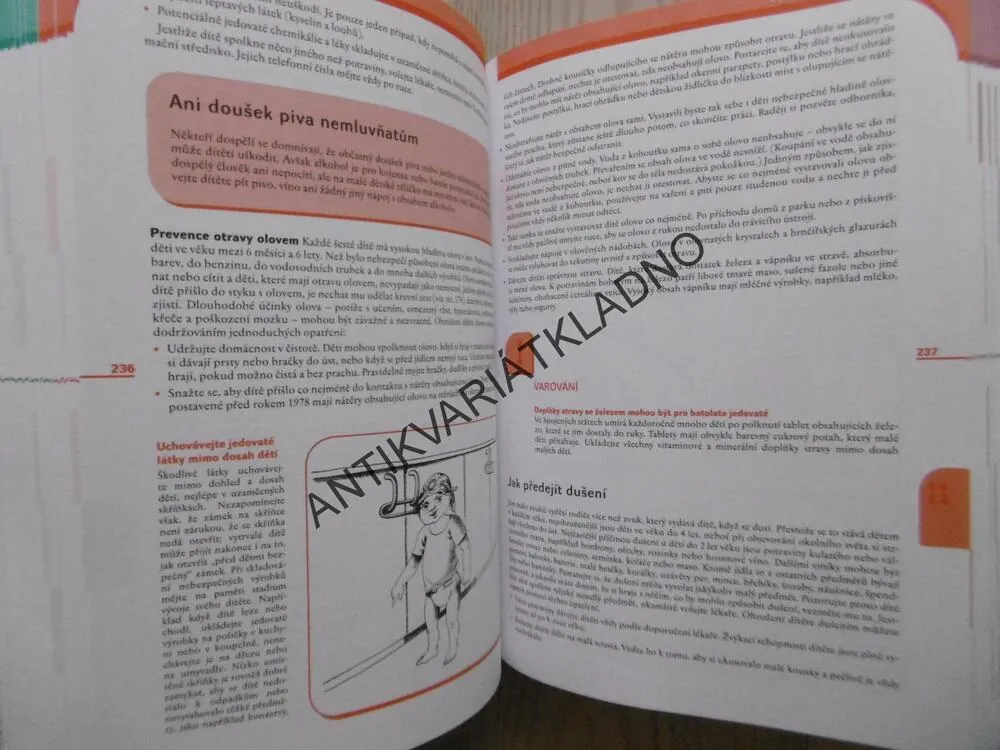 DĚTSKÝ LÉKAŘ, NEJVĚTŠÍ KNIHA O ZDRAVÍ DÍTĚTE, **an