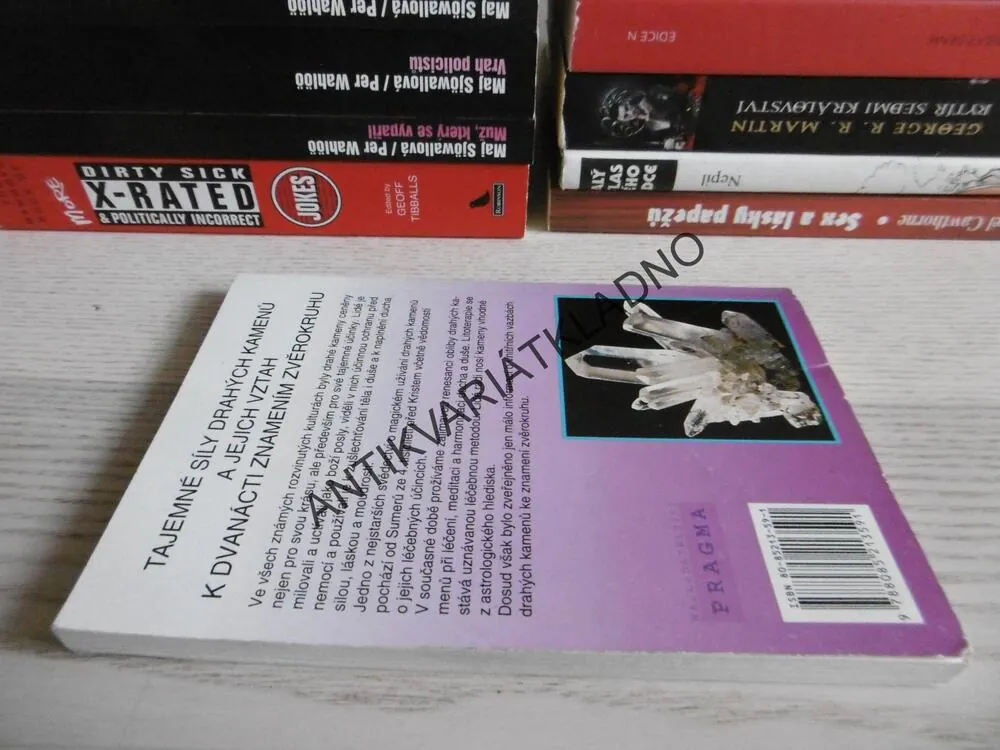 ZÁKLADNÍ KNIHA O DRAHOKAMECH A HVĚZDÁCH, SHALILA SHARAMON, BODO J. BAGINSKI, **an