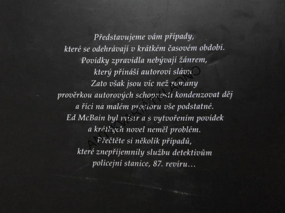 OMNIBUS, VRAŽDA PŘEDEM OHLÁŠENÁ, PŘÍLIŠ TICHÉ HODINY, VŠICHNI DO JEDNOHO, ED MCBAIN, **an