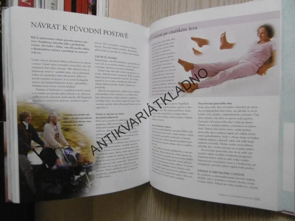 KNIHA KNIH O MATEŘSTVÍ, ANNE DEANSOVÁ,, **an