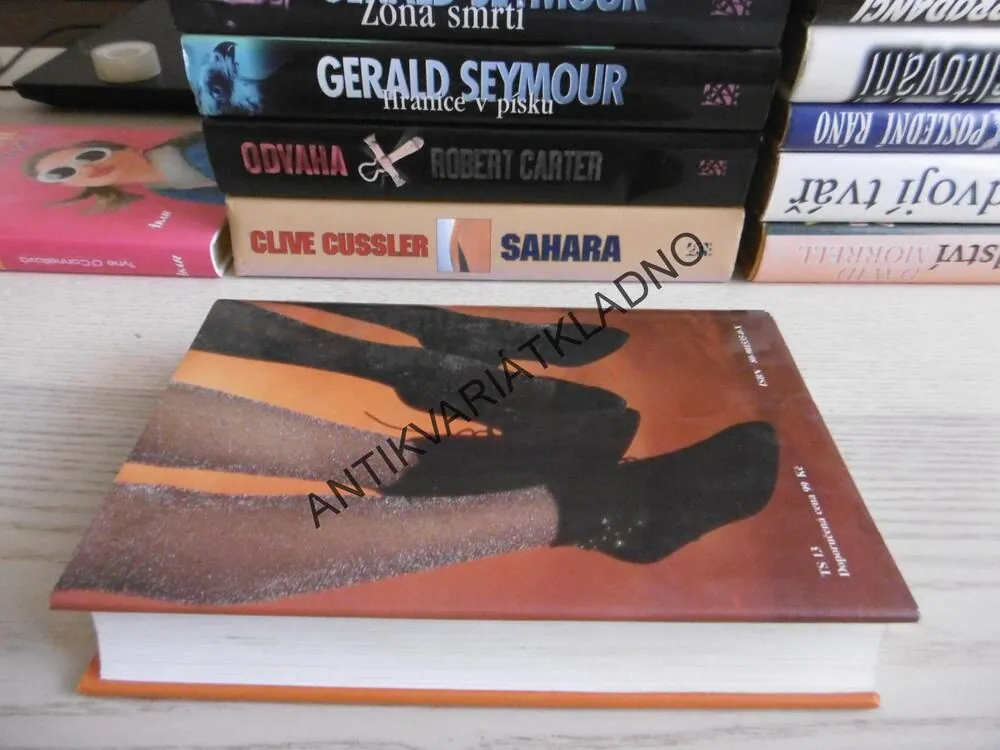 ODDANÉ SESTRY, EILEEN GOUDGEOVÁ, **an
