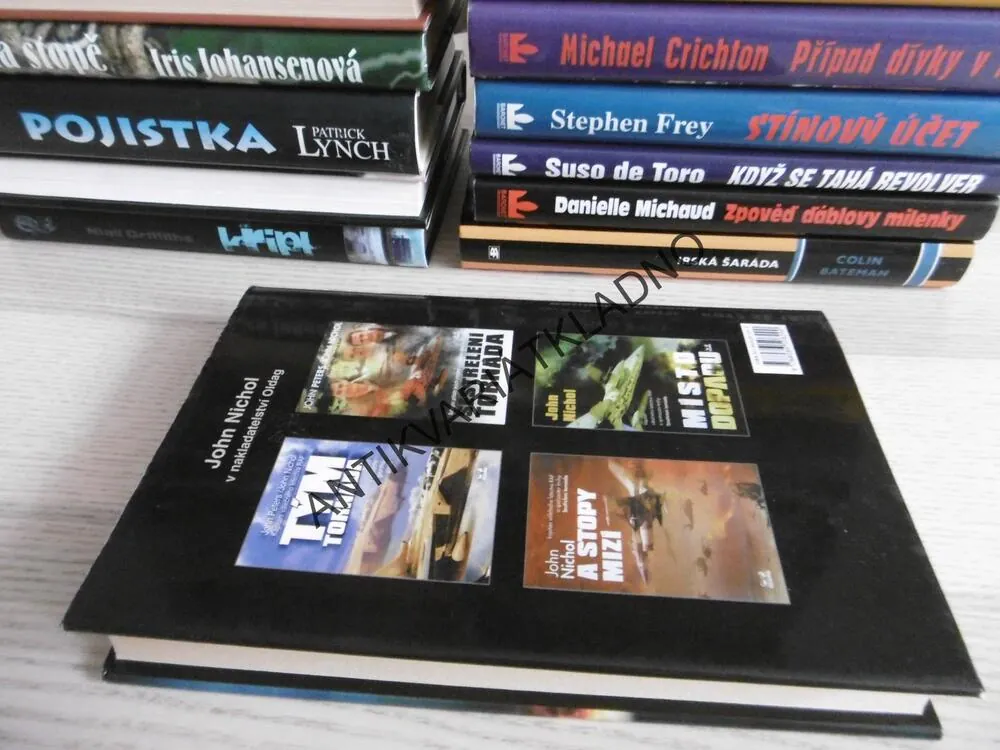 ROZHODNÁ OPATŘENÍ, JOHN NICHOL, **an