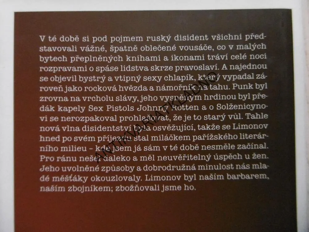 LIMONOV, DENÍK ZTROSKOTANCE, EMMANUEL CARRÉRE, **an