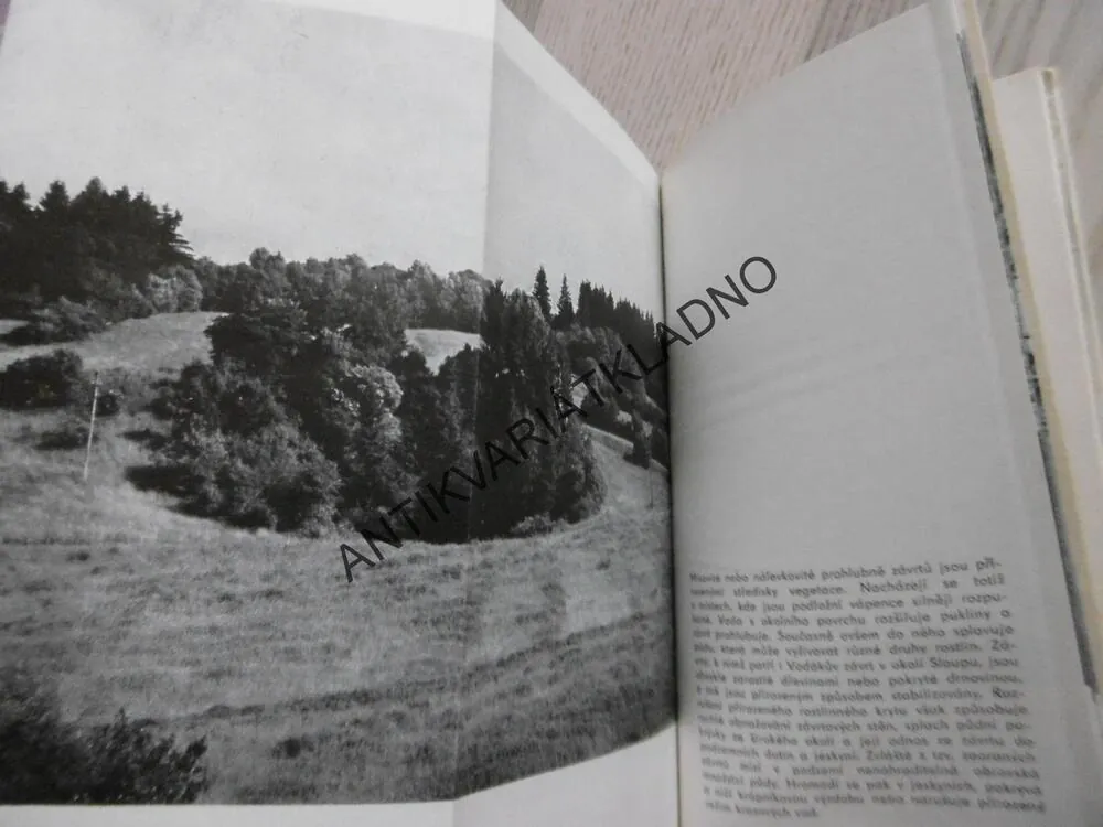 KVĚTY MORAVSKÉHO KRASU, JAN ŠMARDA, VOJTĚCH ŠTOLFA, **an