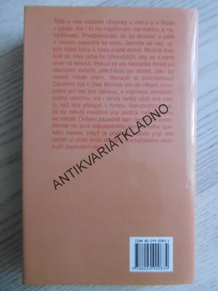 TISÍC AKRŮ, JANE SMILEYOVÁ, **an