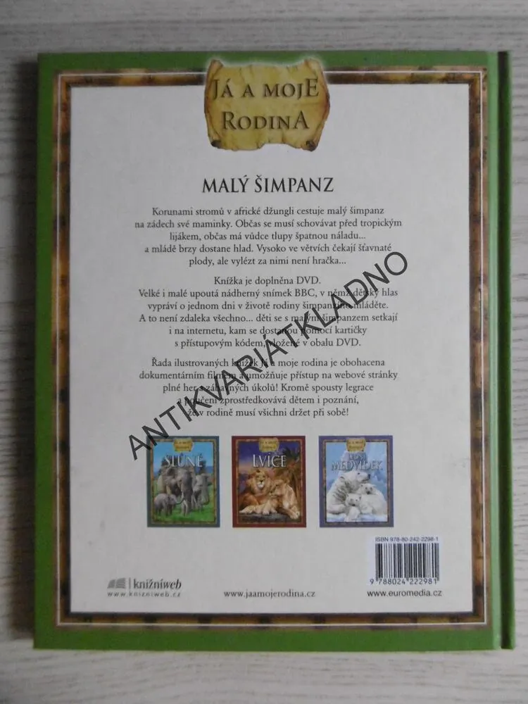 MALÝ ŠIMPANZ, JÁ A MOJE RODINA, **an