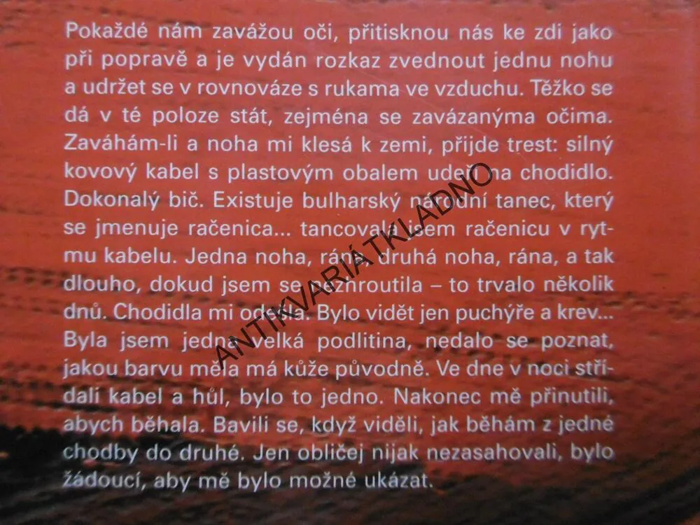 NEPOKOŘENÁ, KRISTIANA VALČEVA, **an