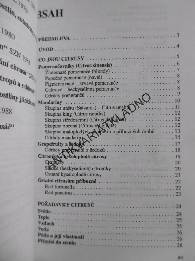 ZAČÍNAJÍCÍM CITRUSÁŘŮM, SVATOSLAV KODYTEK, **an