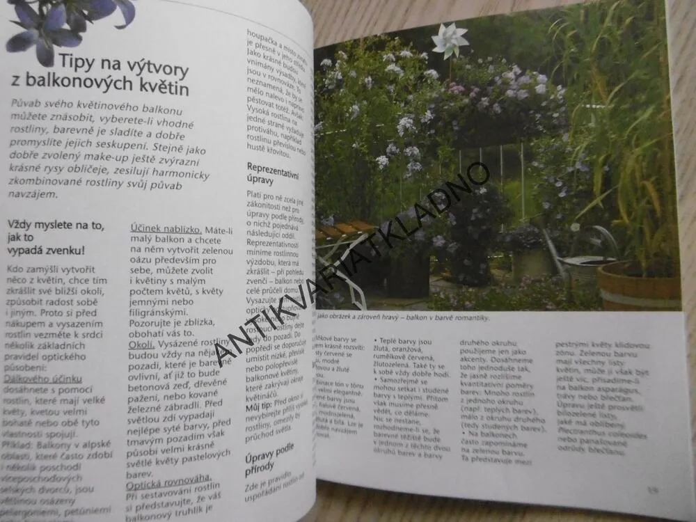 BALKONOVÉ KVĚTINY V KVĚTINÁČÍCH, TRUHLÍCÍCH A ZÁVĚSNÝCH NÁDOBÁCH, MARTIN WEIMAR, **an