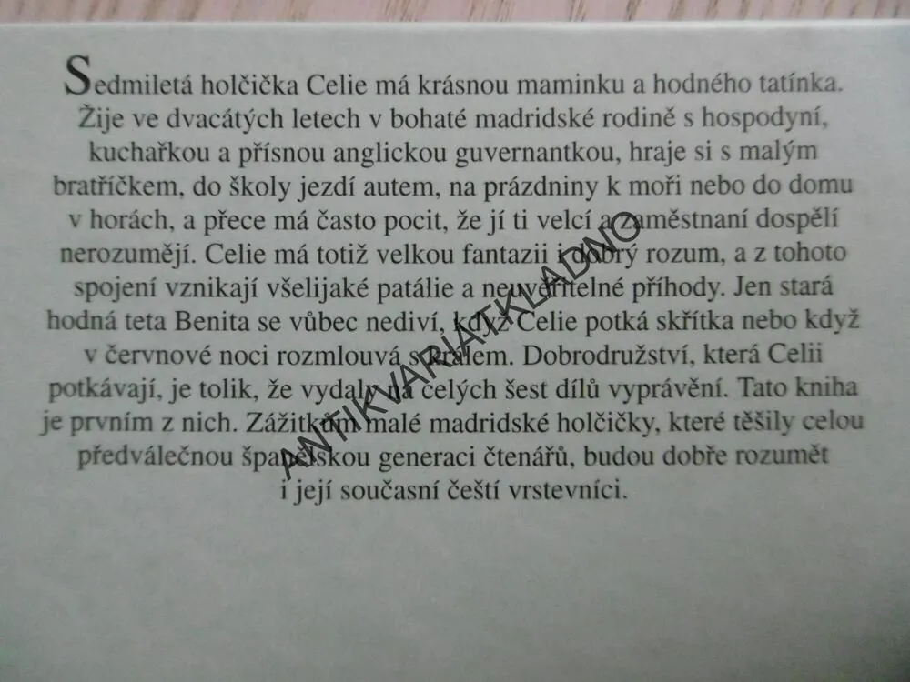 CELIE SI VYMÝŠLÍ, ELENA FORTÚNOVÁ, **an