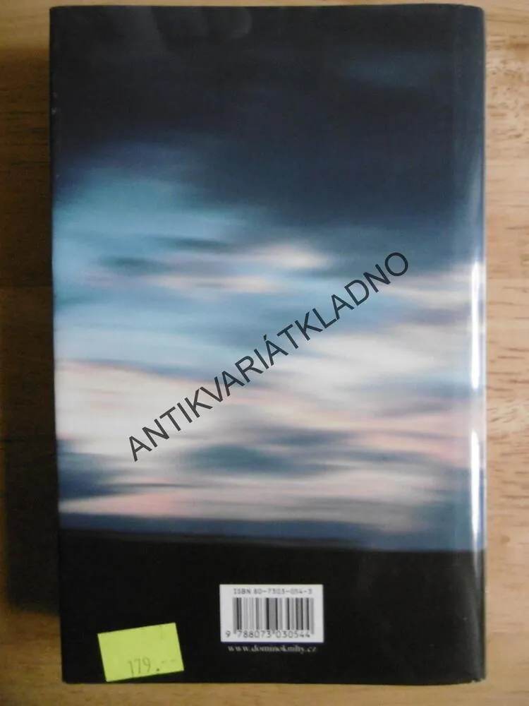MĚLKÉ HROBY, JEFFERY DEAVER, **an
