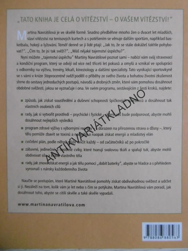 STOPROCENTNĚ SVĚŽÍ MARTINA NAVRÁTILOVÁ, **an