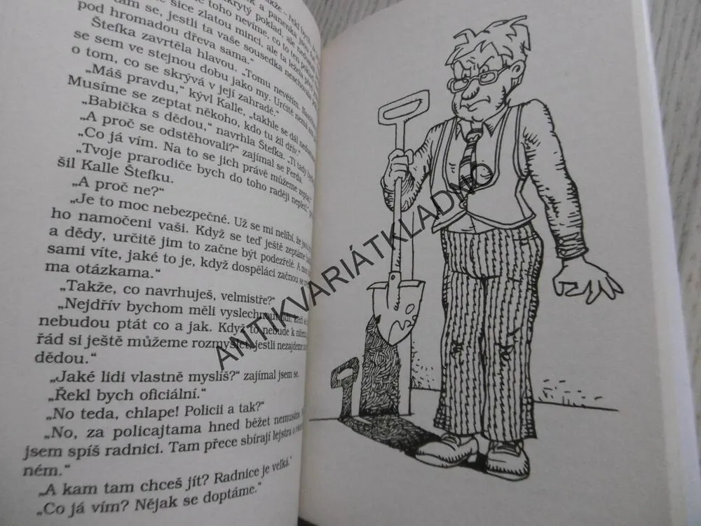 ČTYŘI A PŮL KAMARÁDA, JOACHIM FRIEDRICH, **an
