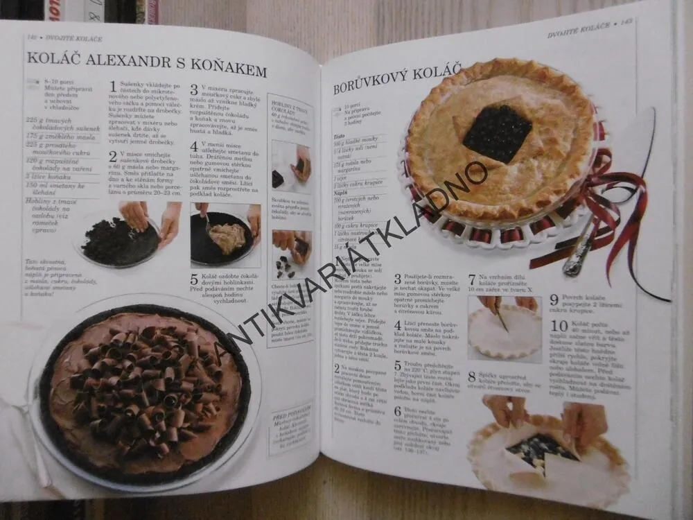 ZLATÁ KNIHA MARY BERRYOVÉ, DEZERTY A CUKROVÍ, **an