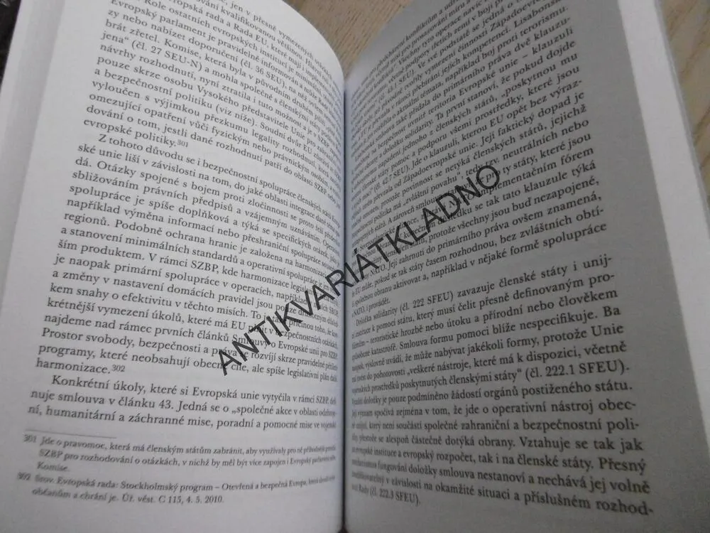 ROLE POLICIE A ARMÁDY V EVROPSKÉ UNII, TOMÁŠ WEISS, **an