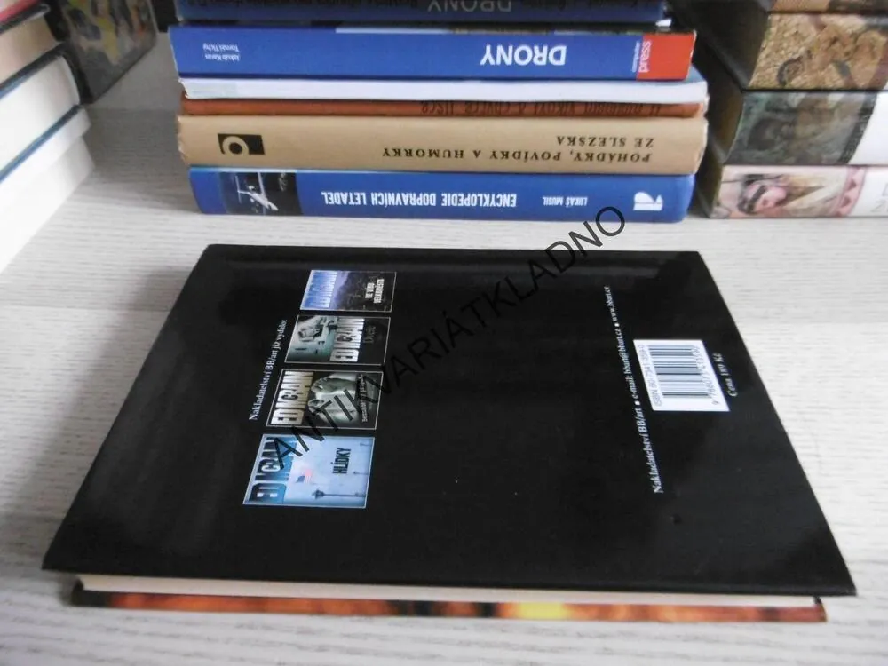 ZBRANĚ, ED MCBAIN, **an