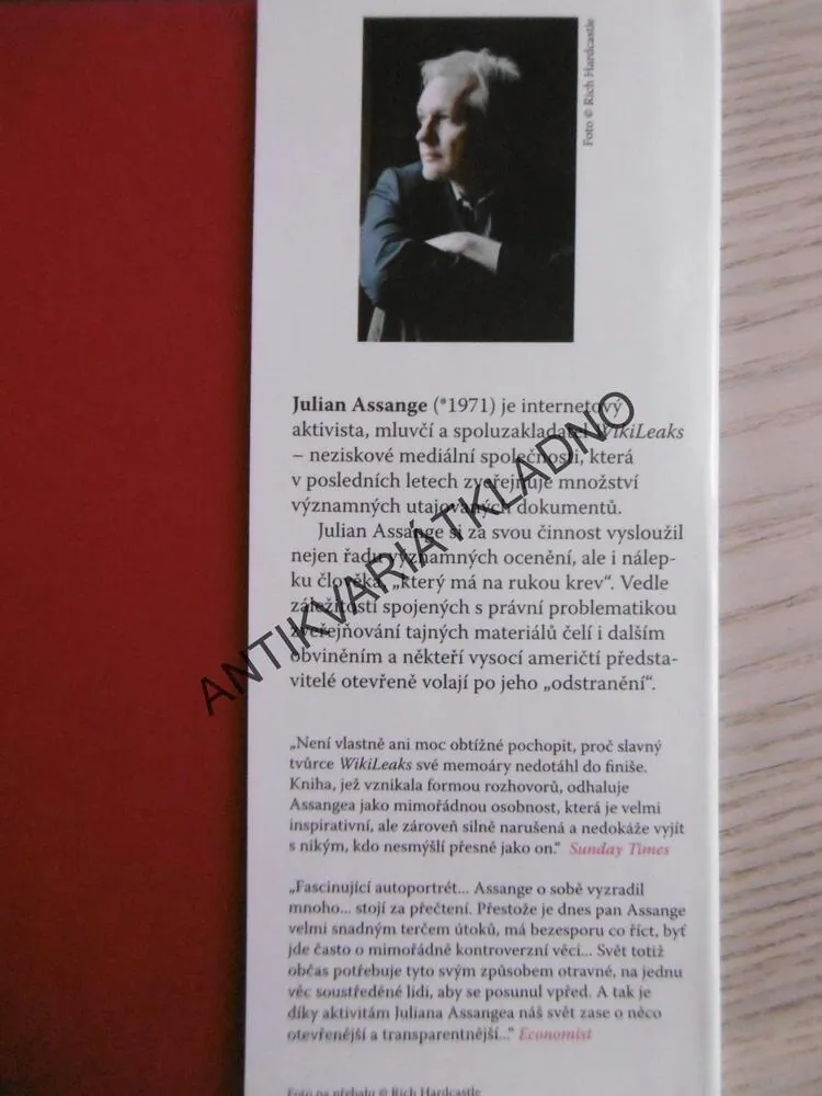 JULIAN ASSANGE, NEAUTORIZOVANÁ AUTOBIOGRAFIE, **an