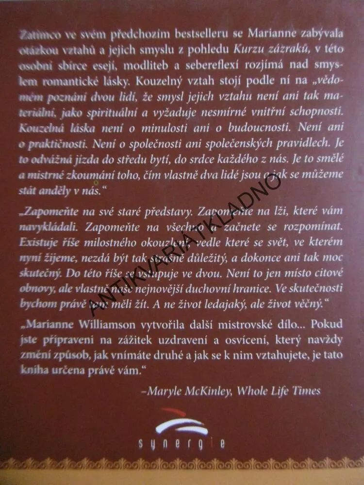 KOUZELNÁ LÁSKA, MARIANNE WILLIAMSON, **an