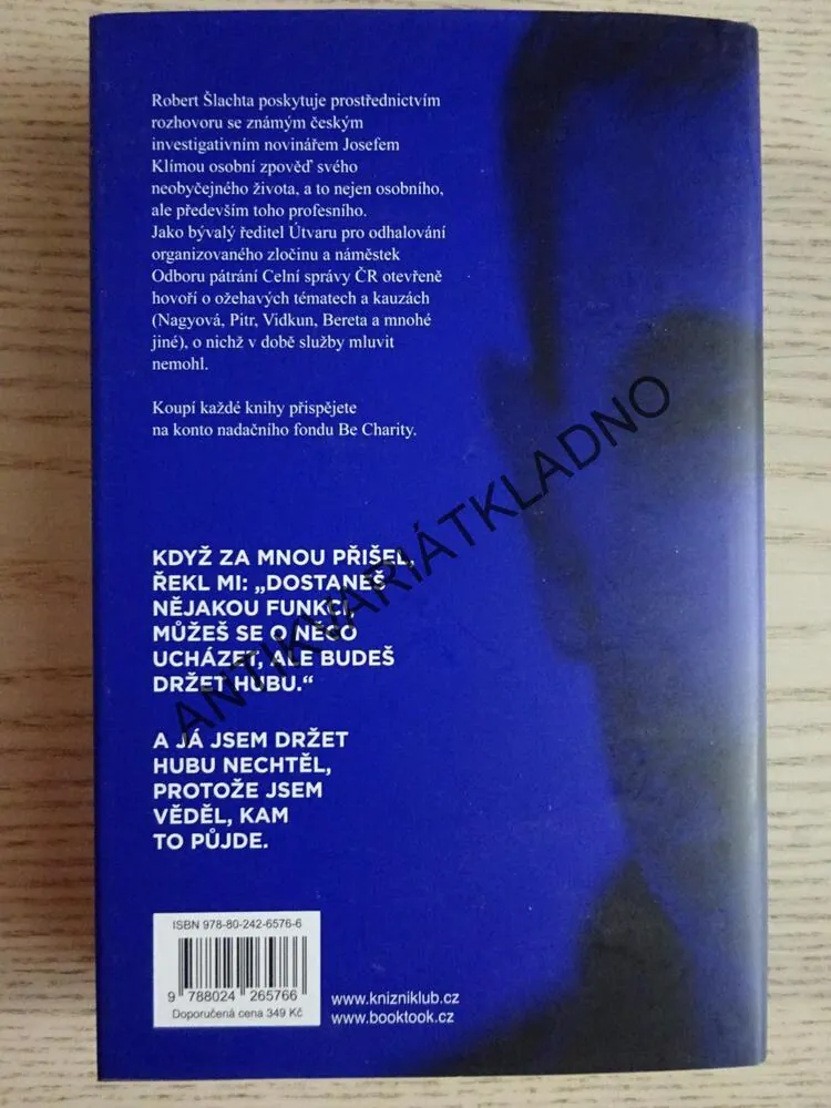TŘICET LET POD PŘÍSAHOU, ROBERT ŠLACHTA, **an