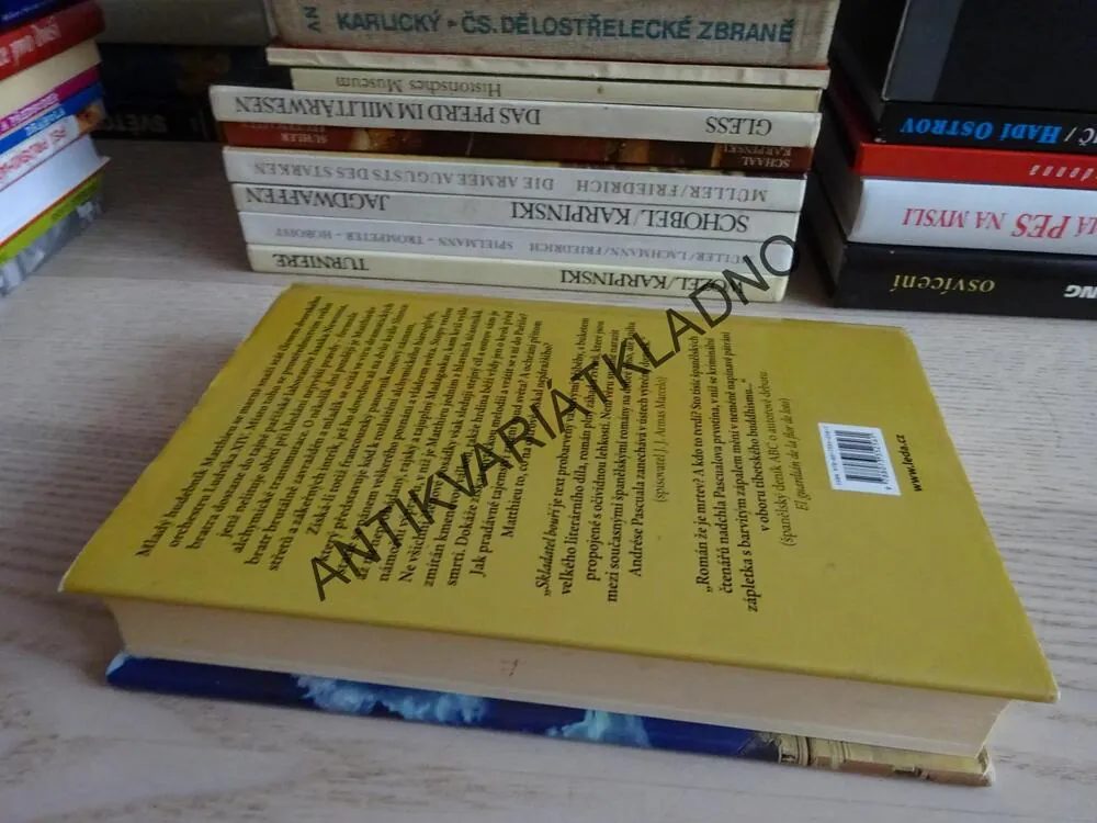 SKLADATEL BOUŘÍ, ANDRÉS PASCUAL, **an