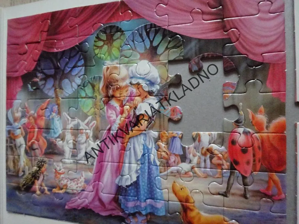 MARTINKA HRAJE DIVADLO, KNÍŽKA S PUZZLE (CHYBÍ 2 DÍLKY), **an