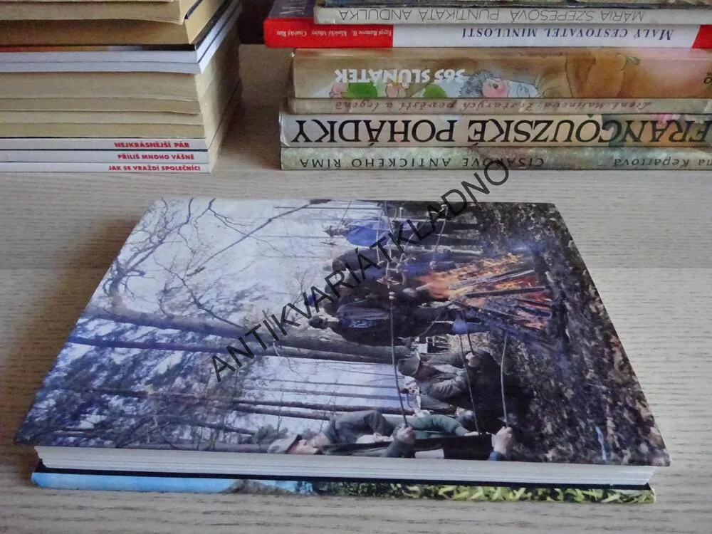 LOVECKÉ POVÍDKY, VLADIMÍR PAULIŠTA, **an