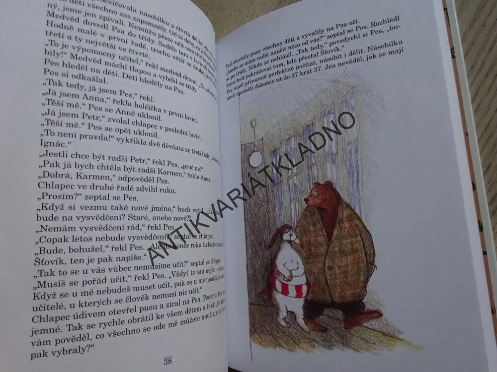 PAN PES A JEHO PŘÁTELÉ, CHRISTINE NÖSTLINGEROVÁ, **an