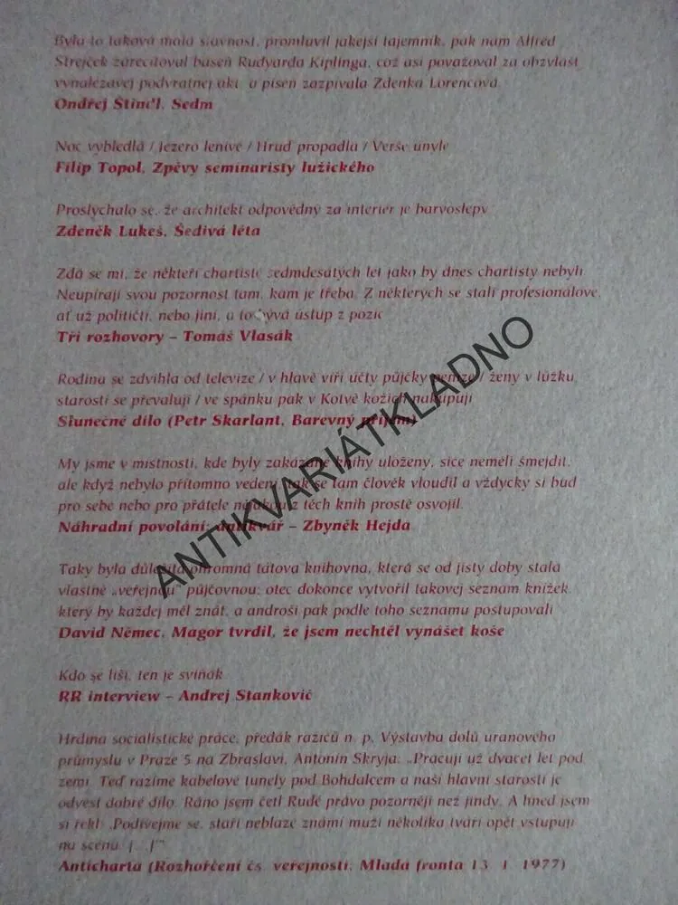 REVOLVER REVUE 33, **an