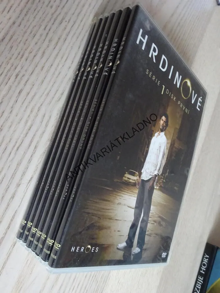HRDINOVÉ, CELÁ PRVNÍ SÉRIE, 7 X DVD FILM