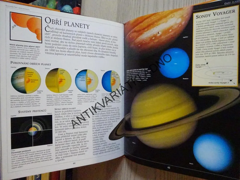 ILUSTROVANÁ ENCYKLOPEDIE ASTRONOMIE, JACQUELINE MITTONOVÁ, SIMON MITTON, **an
