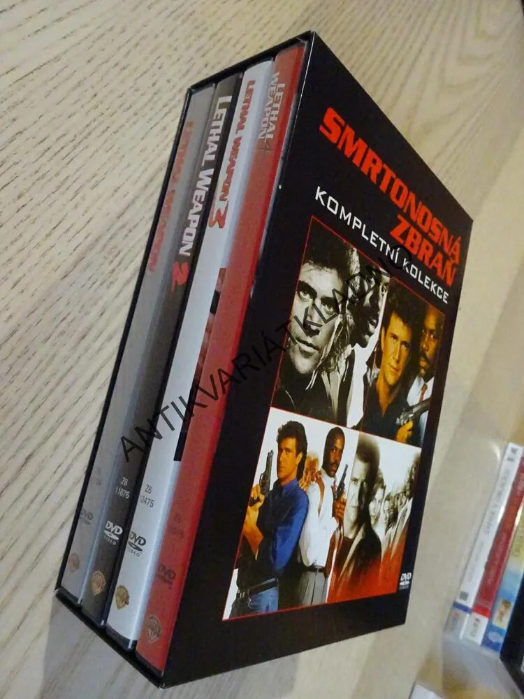 SMRTONOSNÁ ZBRAŇ, 4 FILMY, DVD FILM