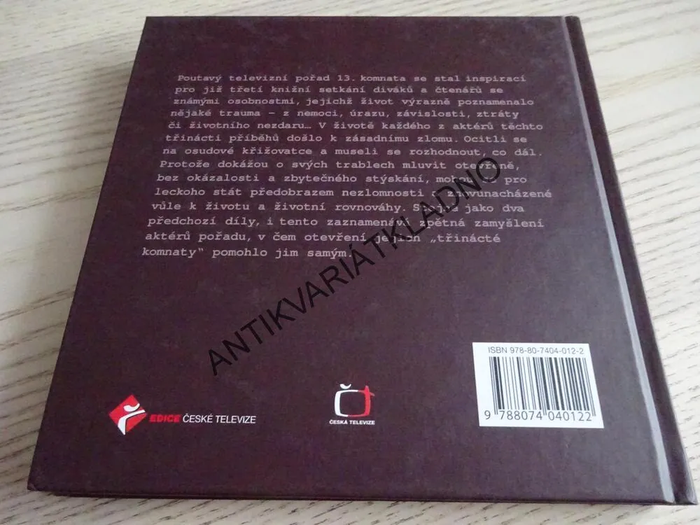13. KOMNATA, OSUDOVÉ KŘIŽOVATKY SLAVNÝCH POTŘETÍ, **an