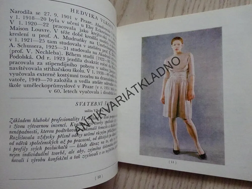 ODĚVNÍ TVORBA, LUDMILA KYBALOVÁ, MILENA LAMAROVÁ, **an