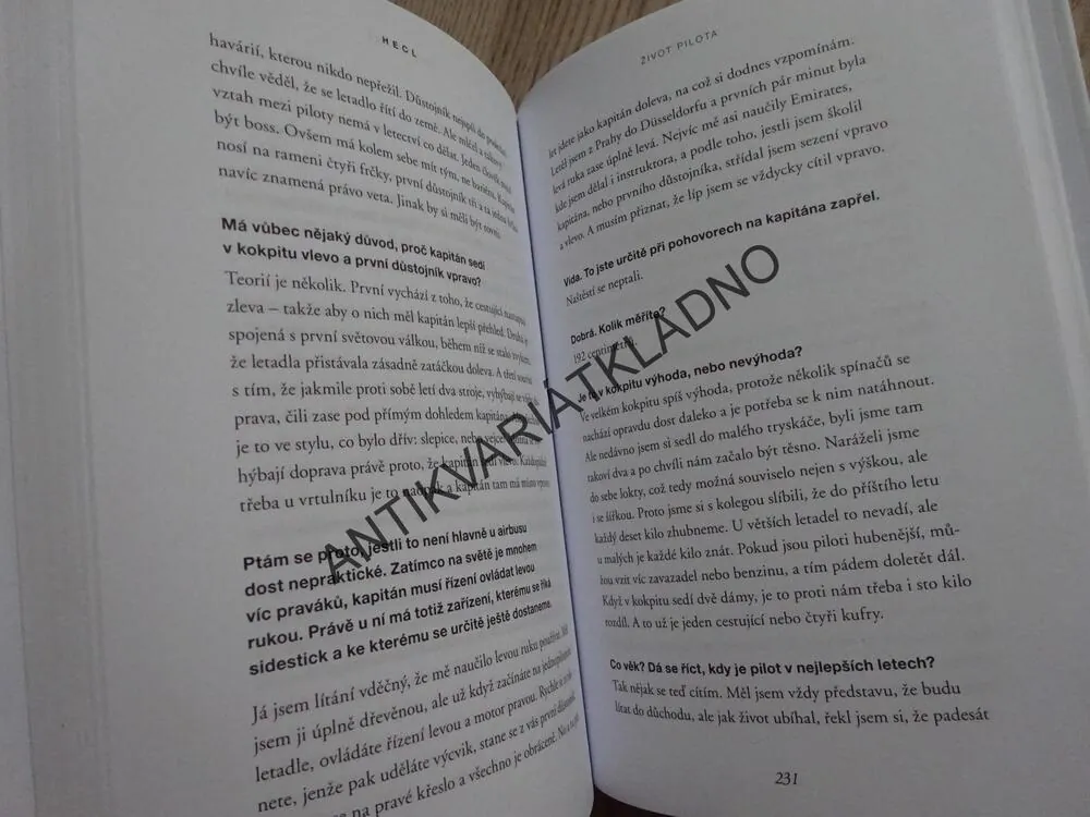 MLUVÍ K VÁM KAPITÁN, DAVID HECL, MARTIN MORAVEC **an
