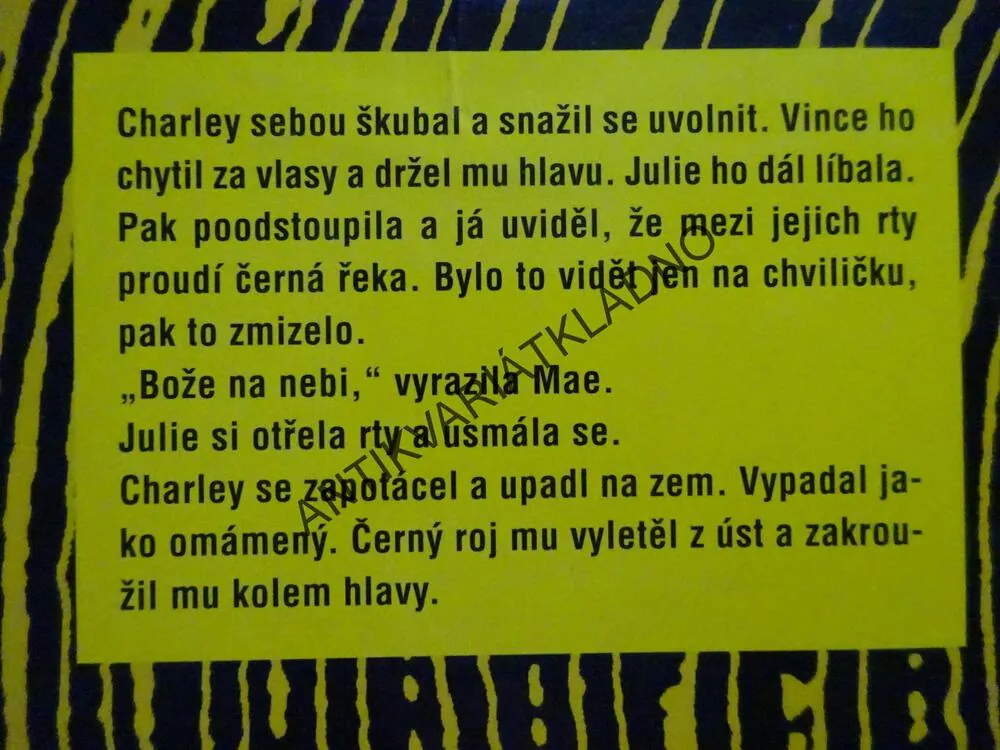 KOŘIST, MICHAEL CRICHTON,  **an