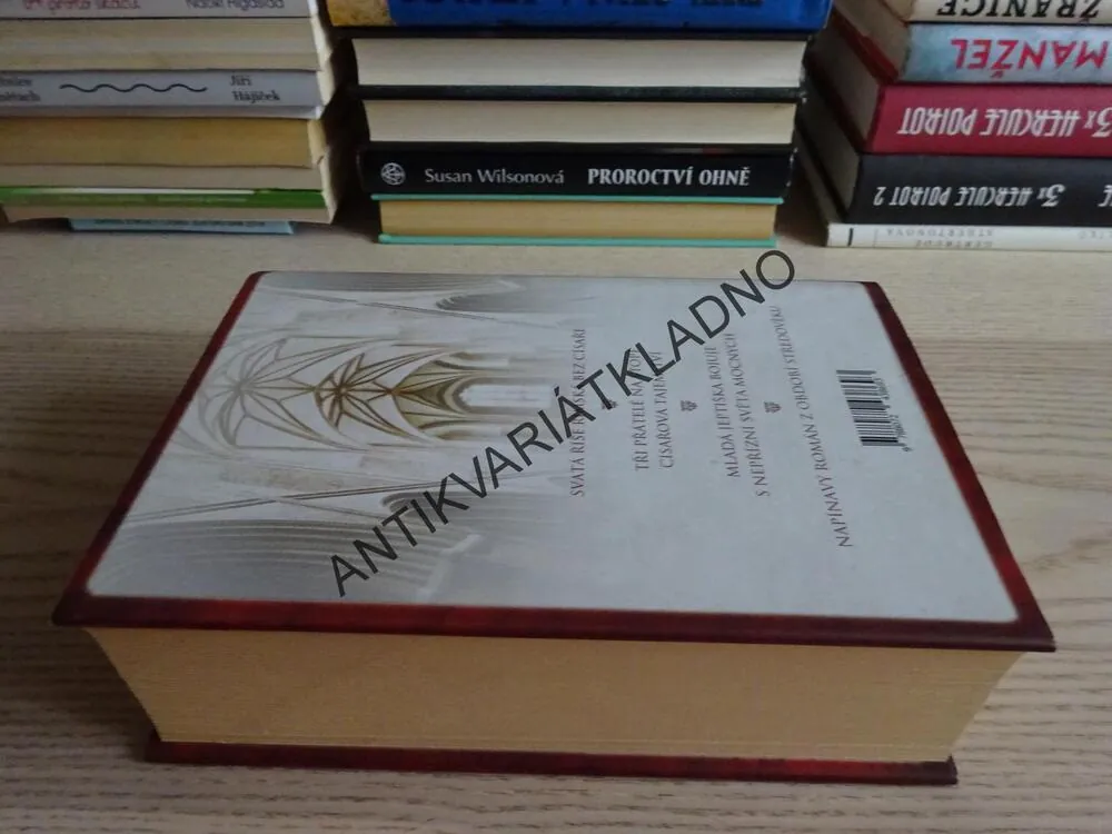 BRÁNA VĚČNOSTI, RICHARD DÜBELL, **an