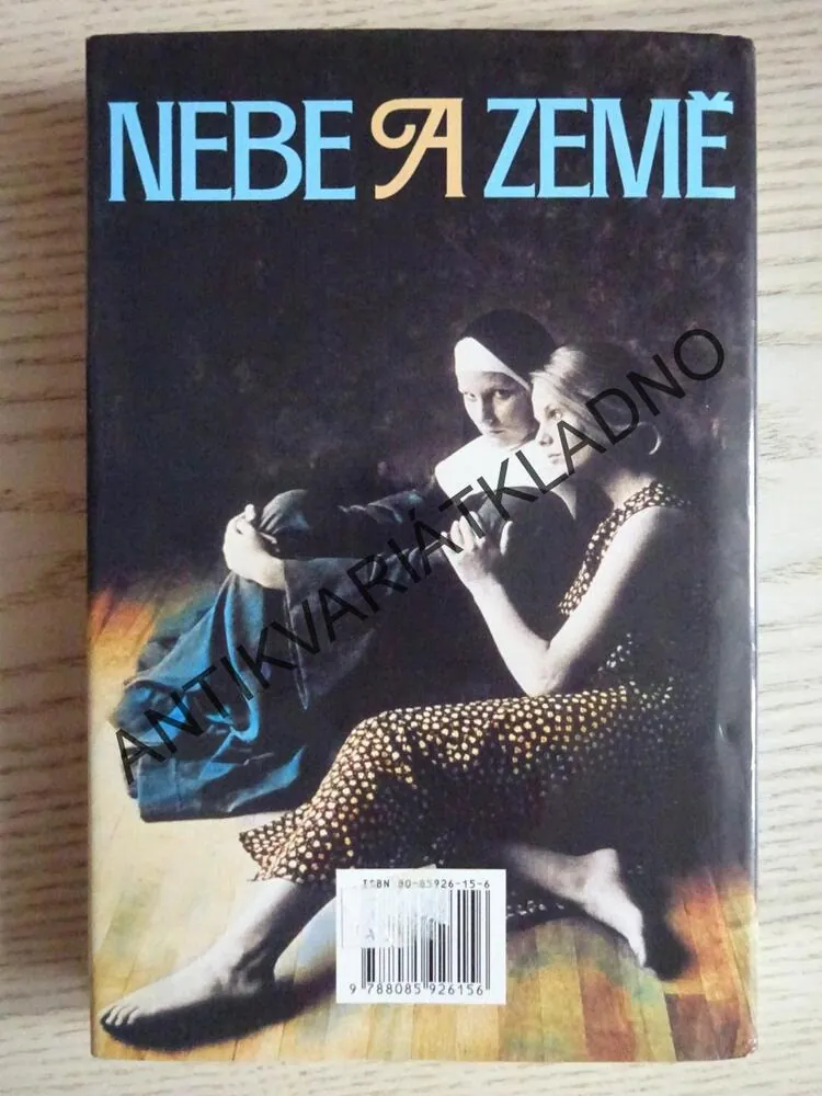 NEBE A ZEMĚ, MARCELLE BERNSTEINOVÁ, **an